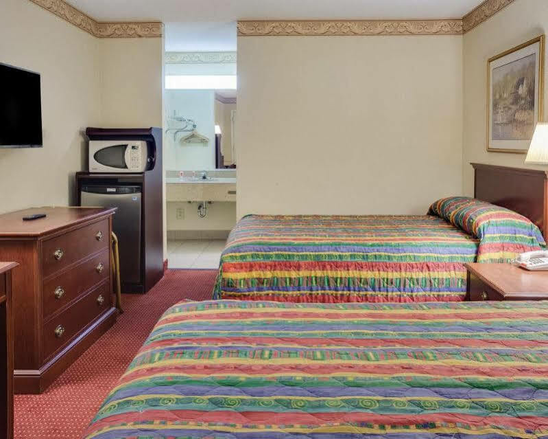 Econo Lodge Little Creek Norfolk Exterior foto